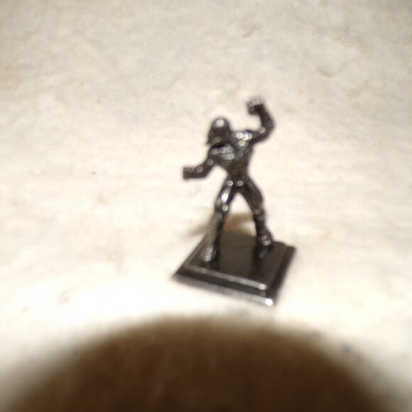 6 Spiderman Monopoly Game Tokens Metal Pieces 2006 Collectible - Picture 6 of 8